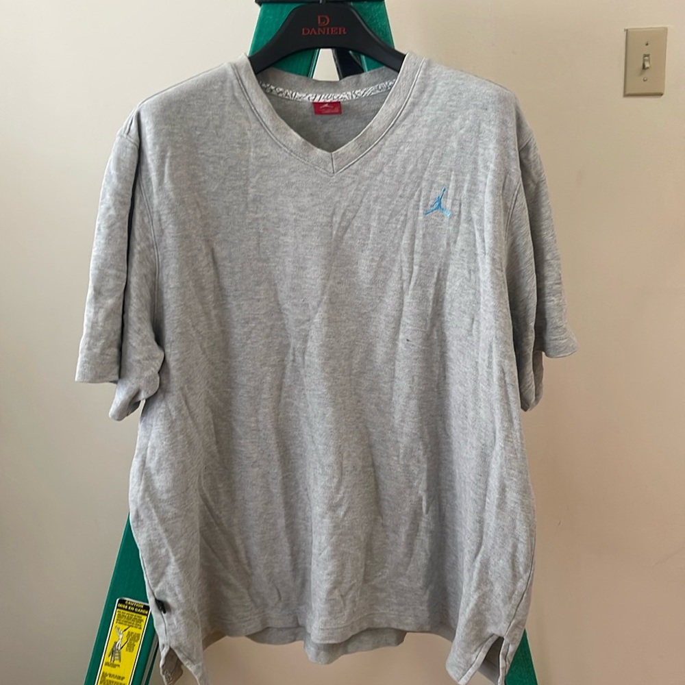 Jordan VNeck top